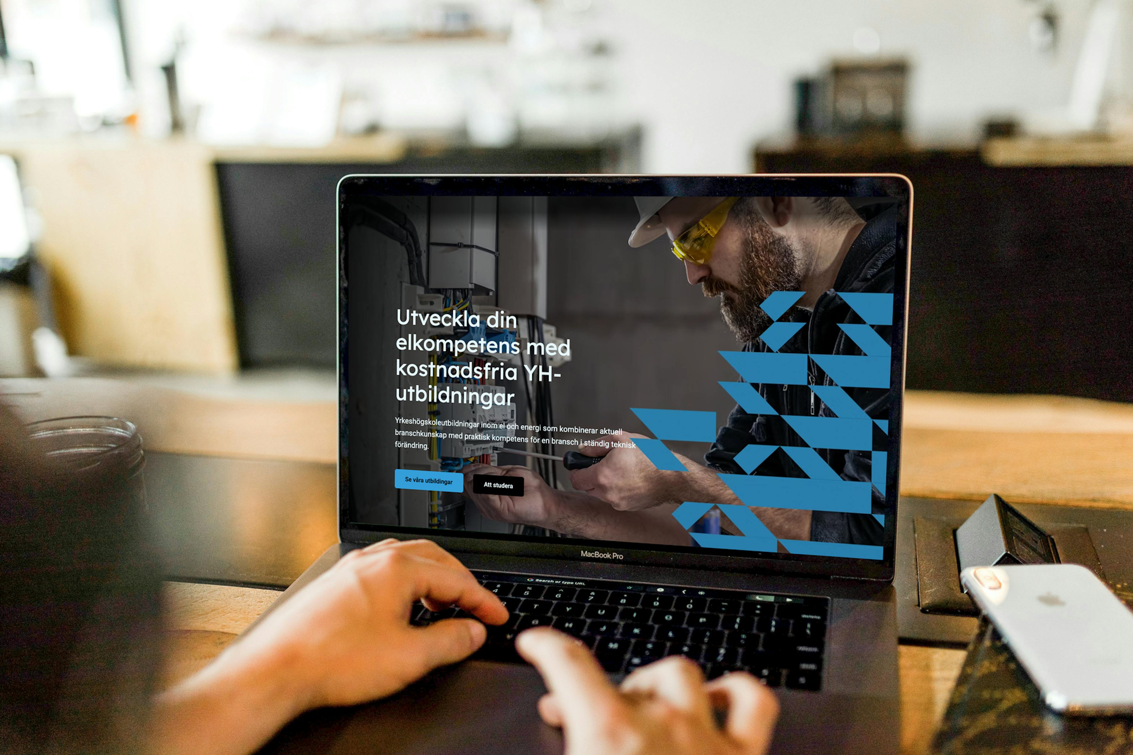 lap-top-med-elyrkeshogkoslans-webb