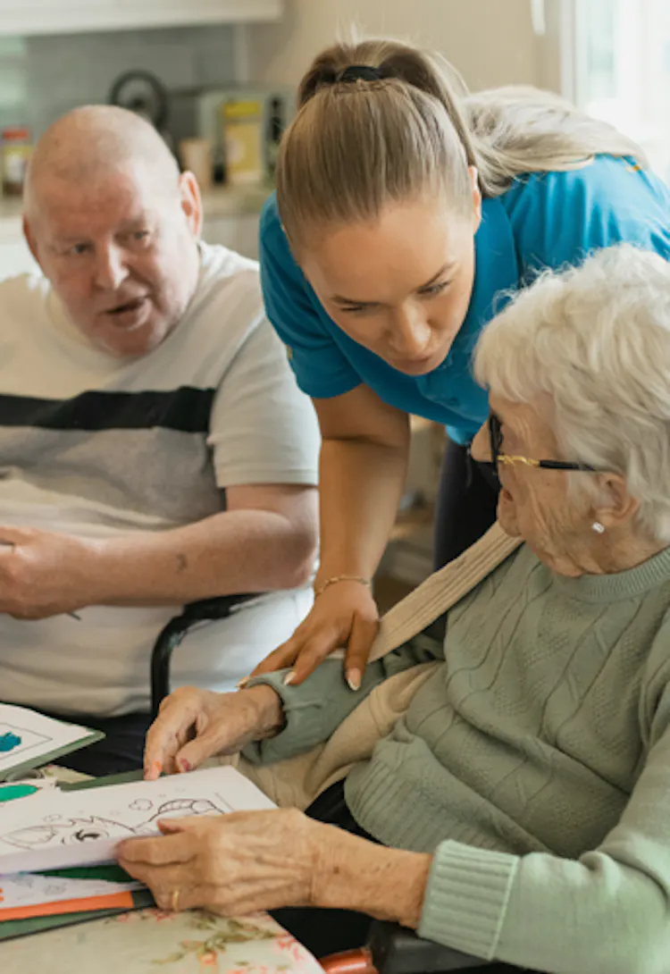 vardare-av-aldre-pa-vardhem