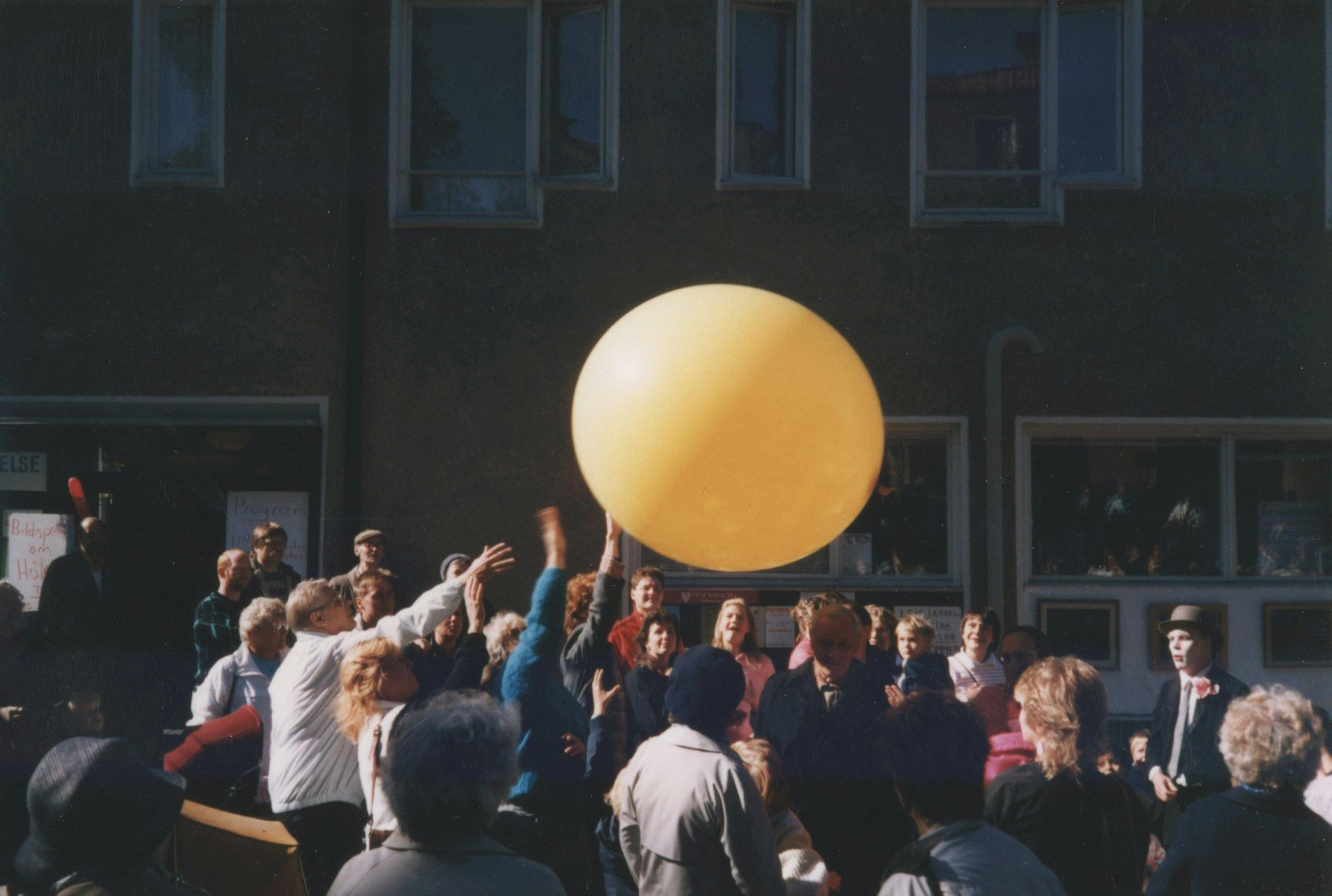 Hökarängens dag (city festival) 1986. Photographer unknown.