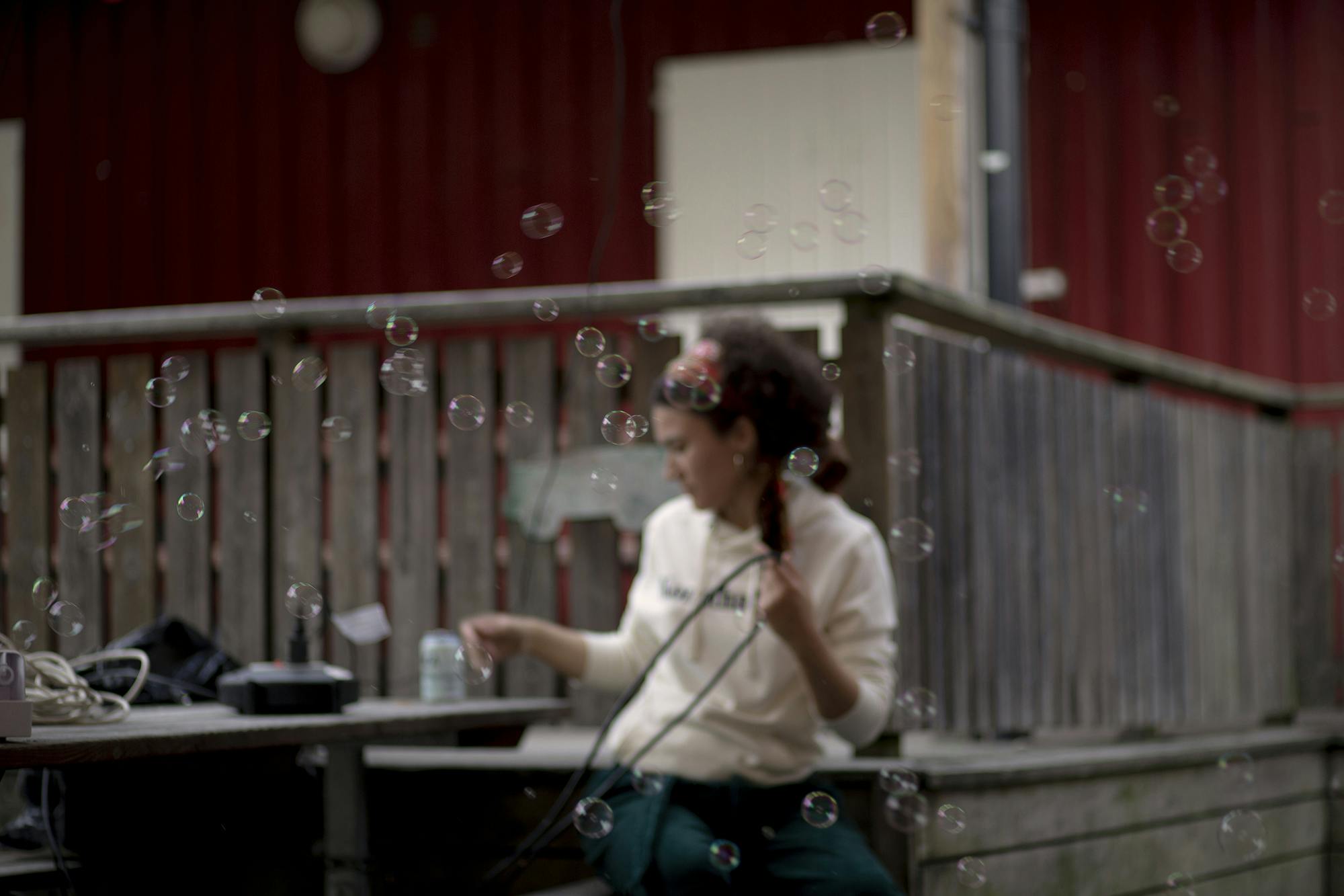 Rosel, host and communicator at Konsthall C. Photo: Anna Drvnik.