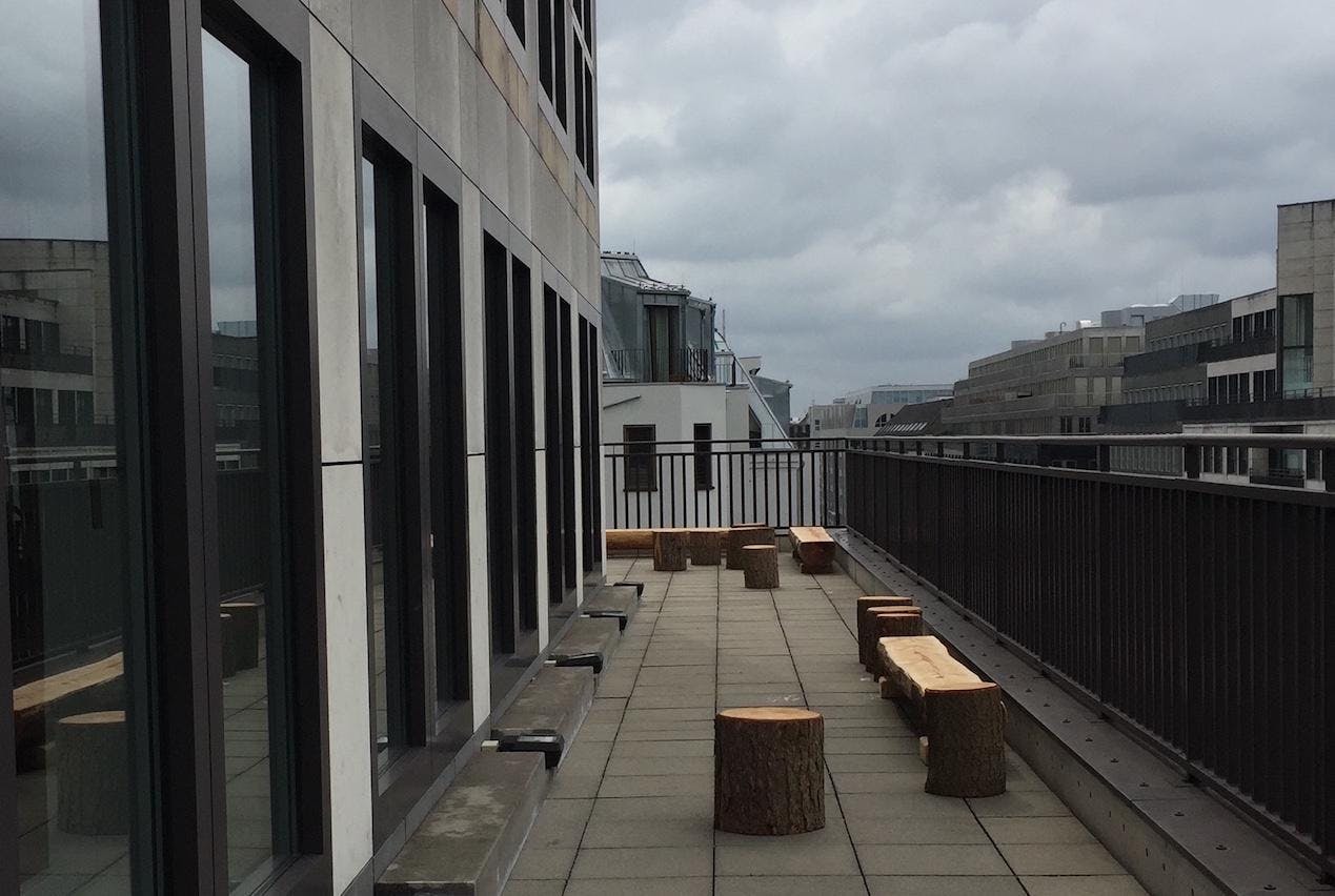 Terrasse mit Raucherecke