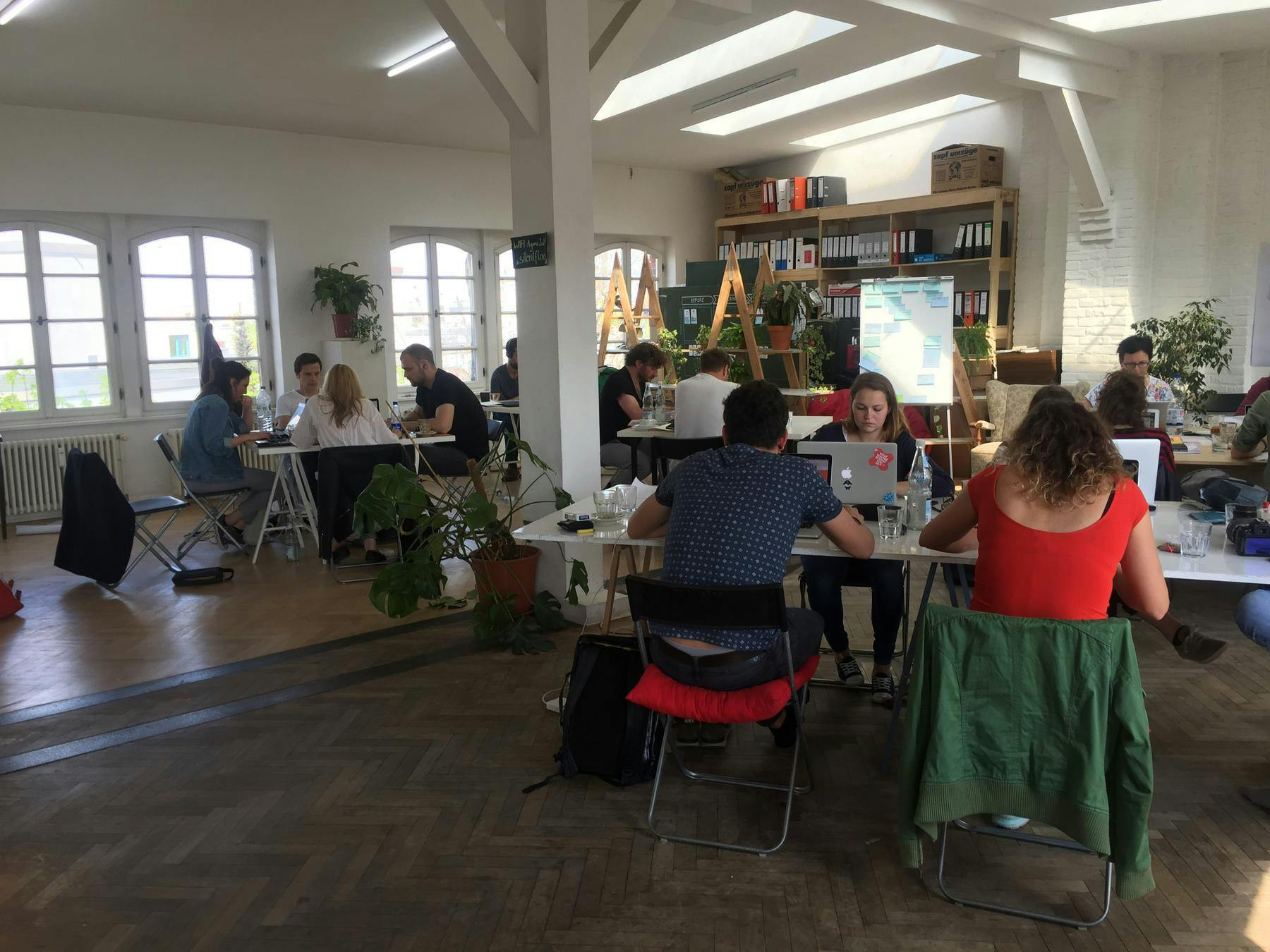 Agora Vierter Stock mit Teams
