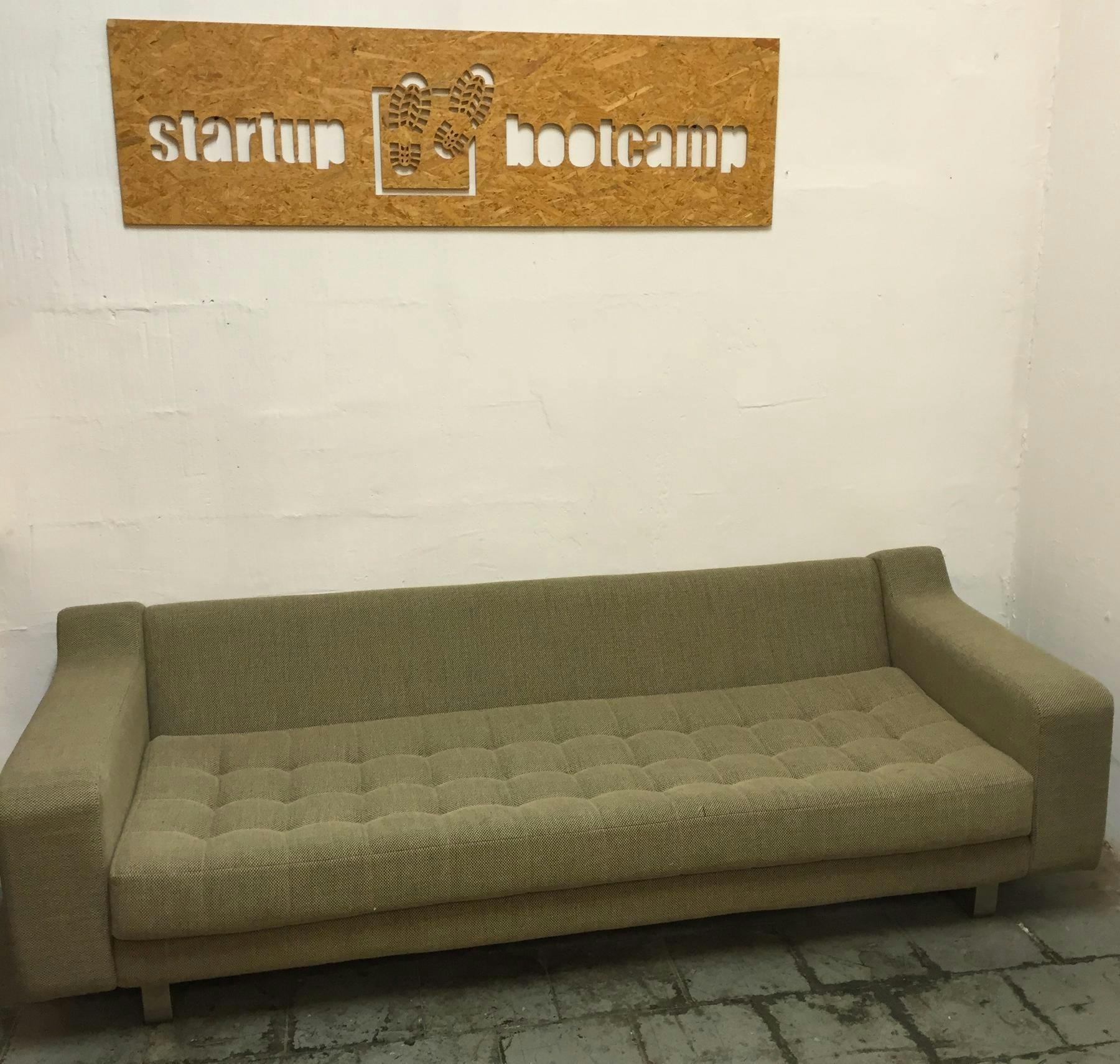 Startupbootcamp-Sofa