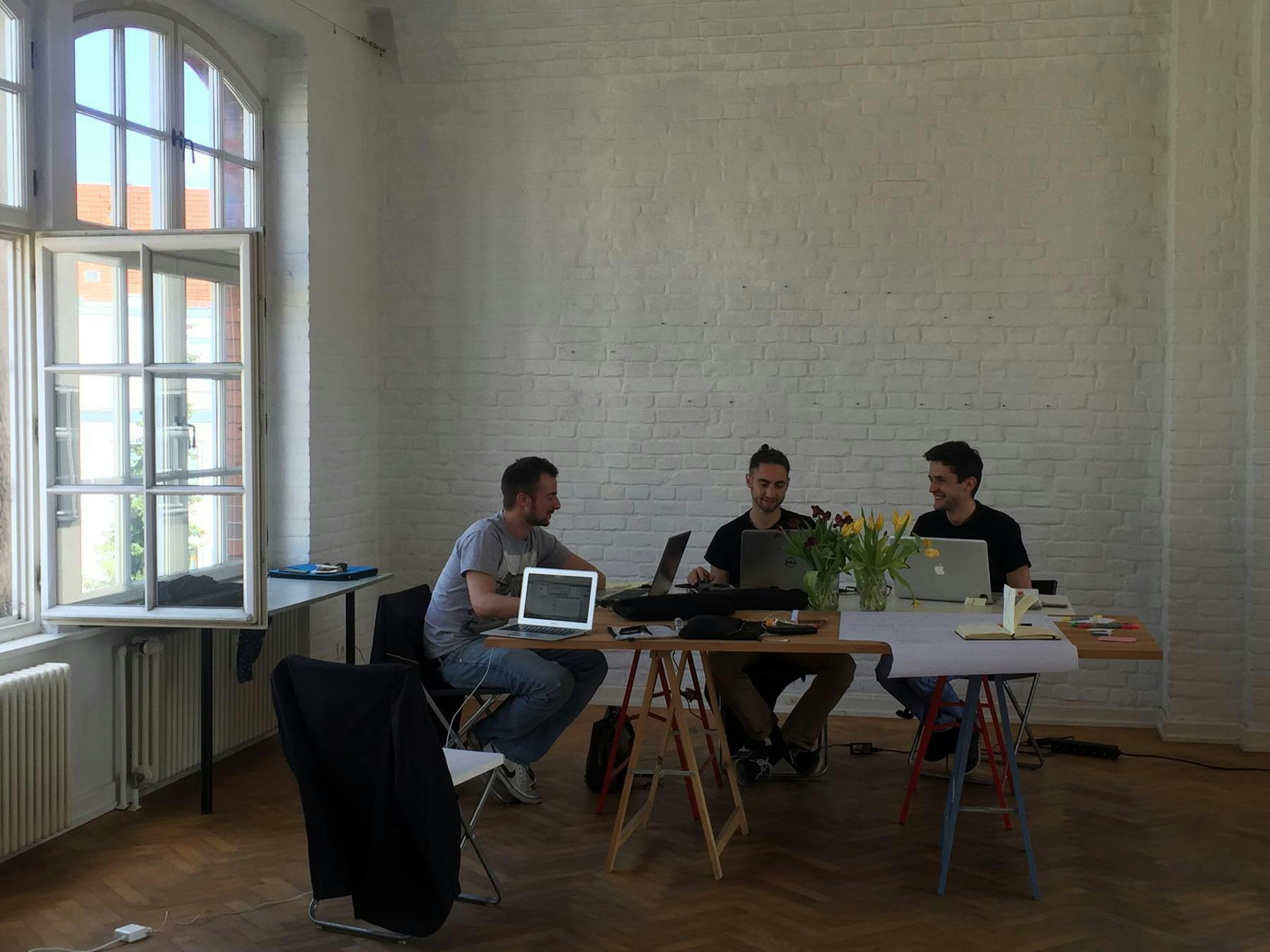 Agora Team beim Arbeiten