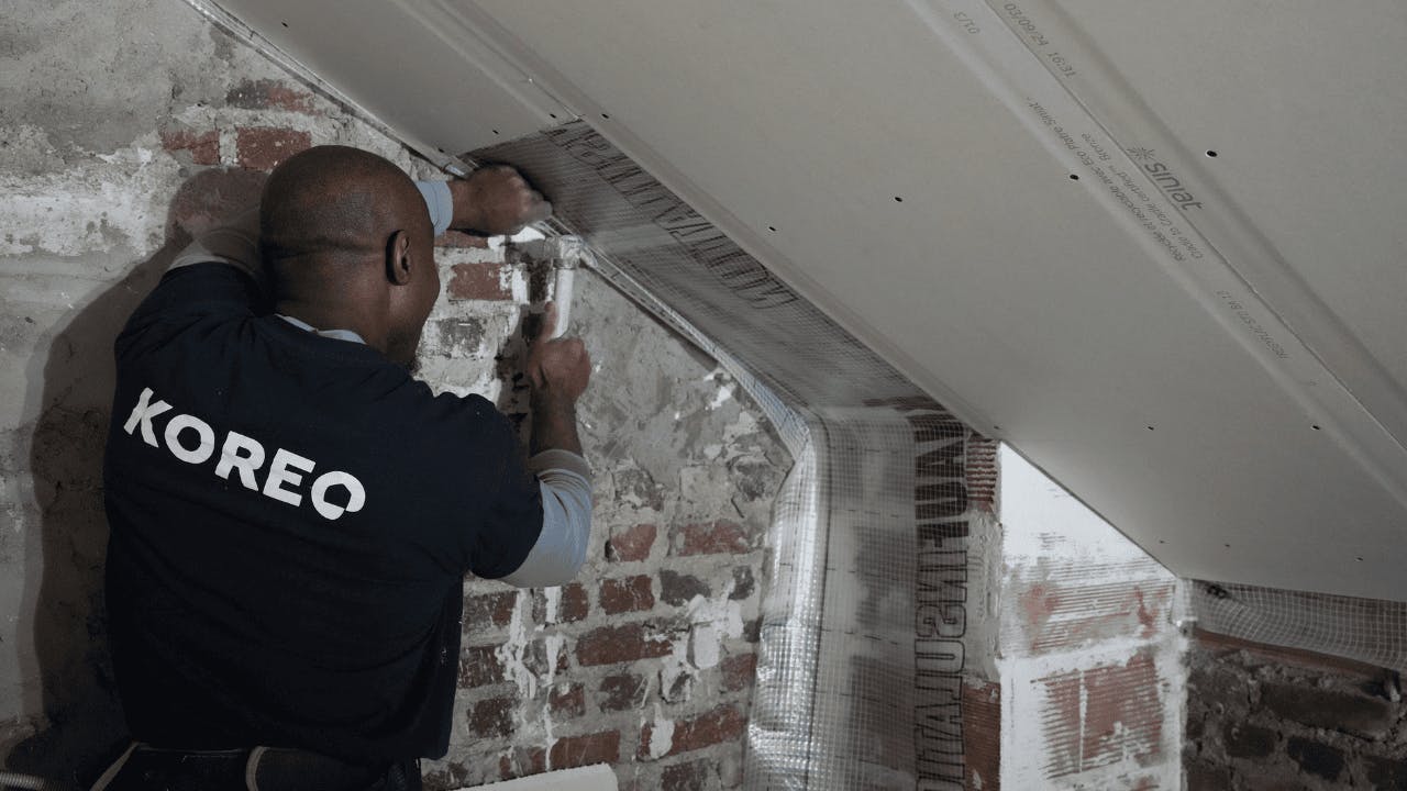 Chef d'équipe en intervention pour isoler