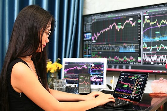 broker