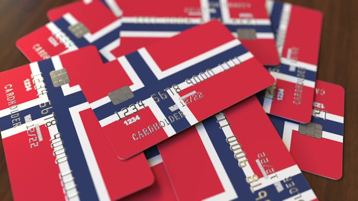 Kreditkort.com lanseras i Norge.