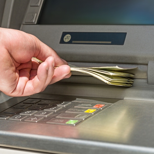 Du får sjeldent cashback ved kontantuttak