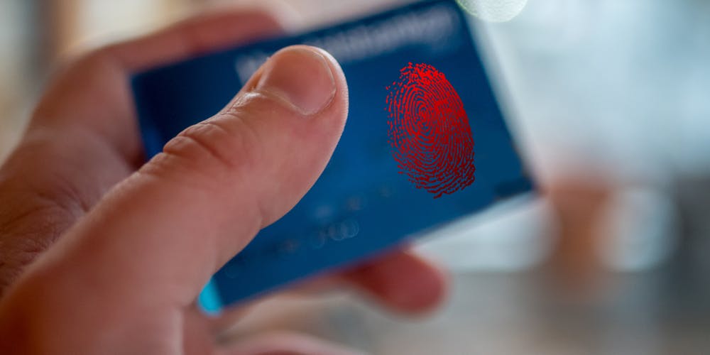 Verkkokaupoissa maksaminen uudistuu – Pelkkä luottokortti ei kohta enää riitä