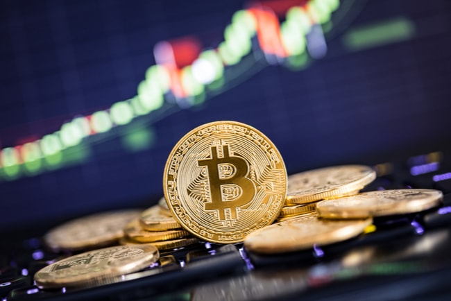 Kryptovalutan bitcoin ökade rejält i värde de tre första veckorna på året. Ökningen uppgick då till 22 procent. Foto: REDPIXEL.PL/Shutterstock.com