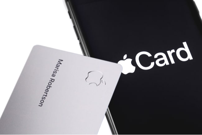 Det nya kreditkortet Apple Card kommer att finnas i både digitalt och fysiskt format. Dessutom kommer det inte finnas några avgifter på kortet. Foto: Primakov/Shutterstock.com