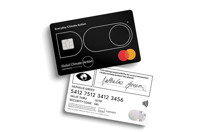Kreditkortet DO Black mäter koldioxidutsläppen på dina inköp