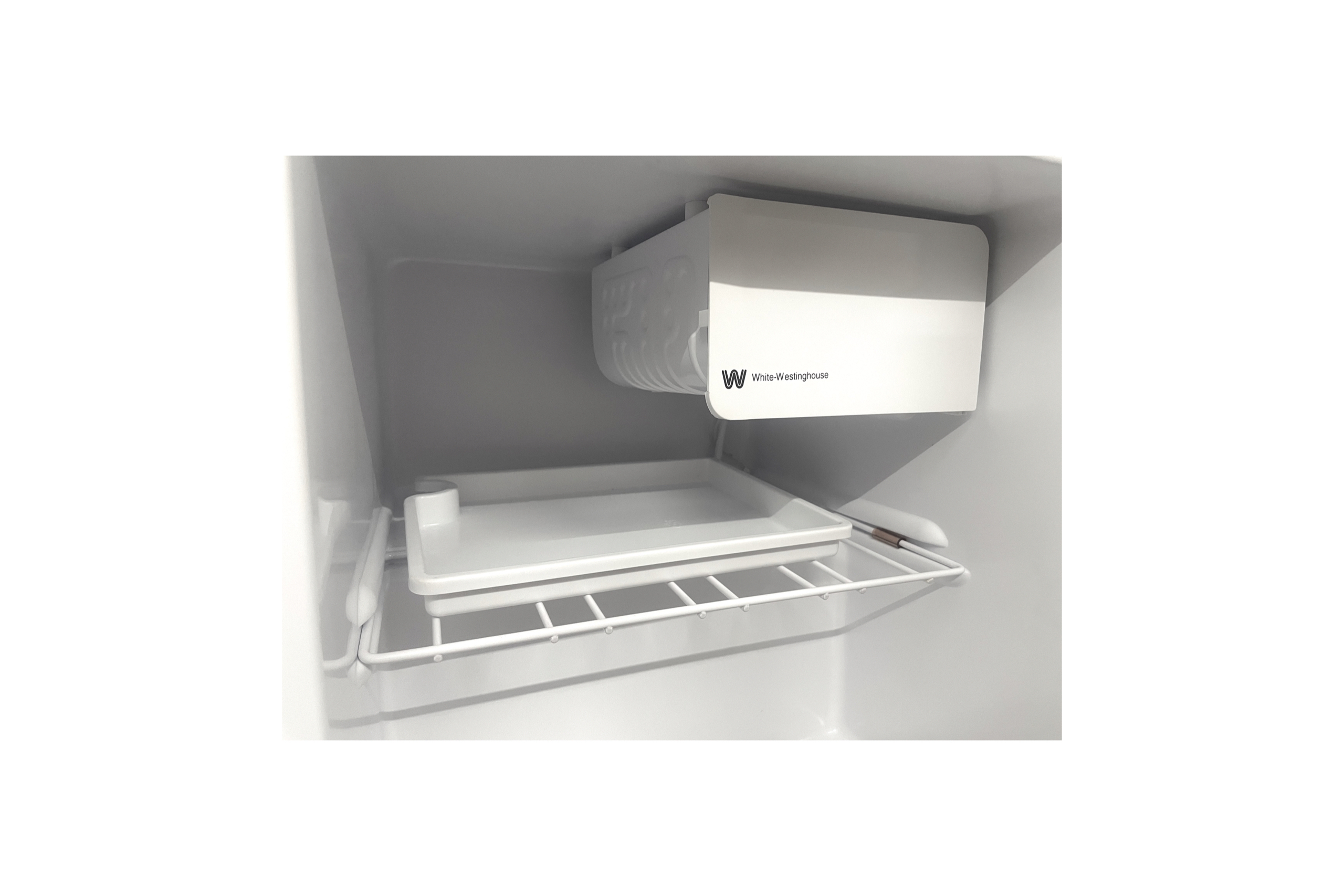 White Westinghouse mini refrigerator