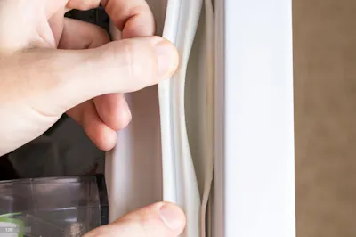 Clean fridge door