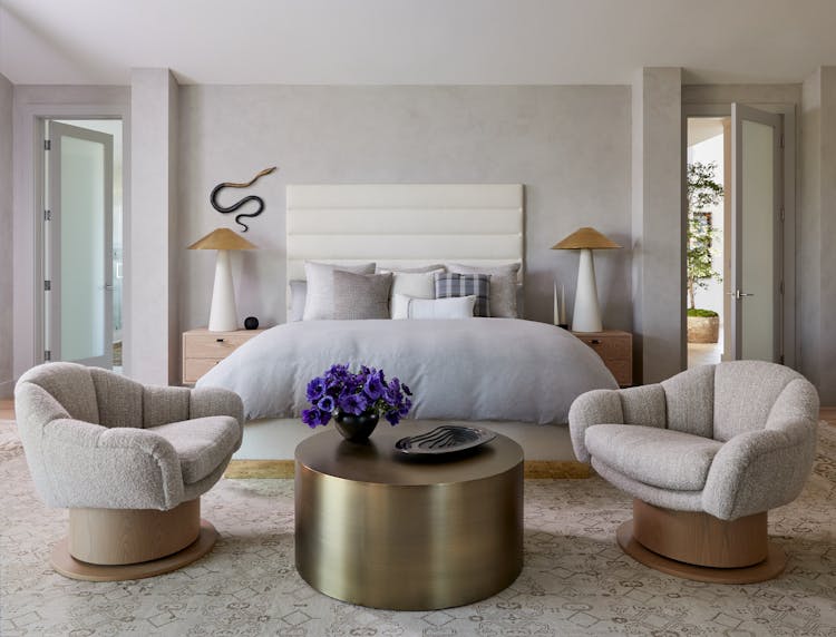 Kristen-Peña-Interiors-Napa-Home-Bedroom-Seating