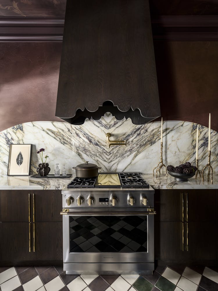 Kristen-Peña-Interiors-San-Francisco-Decorators-Showcase-2024-Kitchen-Stove