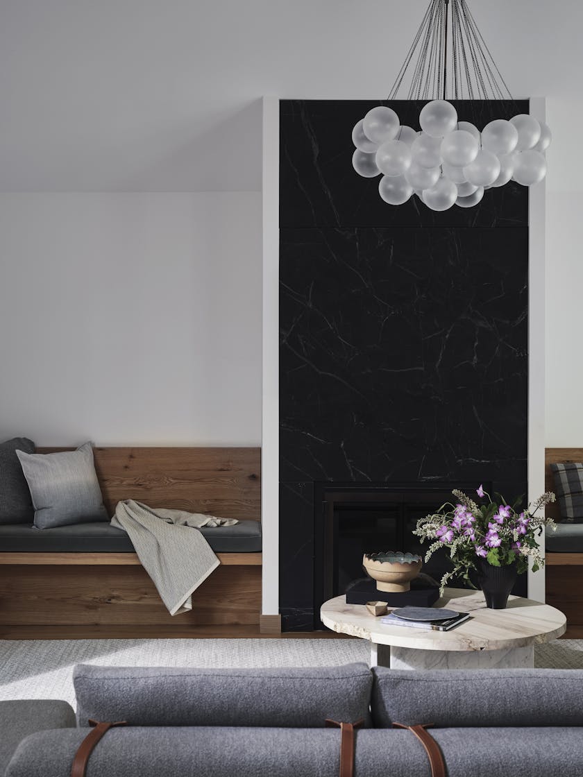 Kristen-Peña-Interiors-26th-Street-Home-Living-Room-Couch