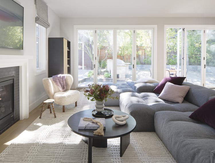 Kristen-Peña-Interiors-Burlingame-Home-Family-Room
