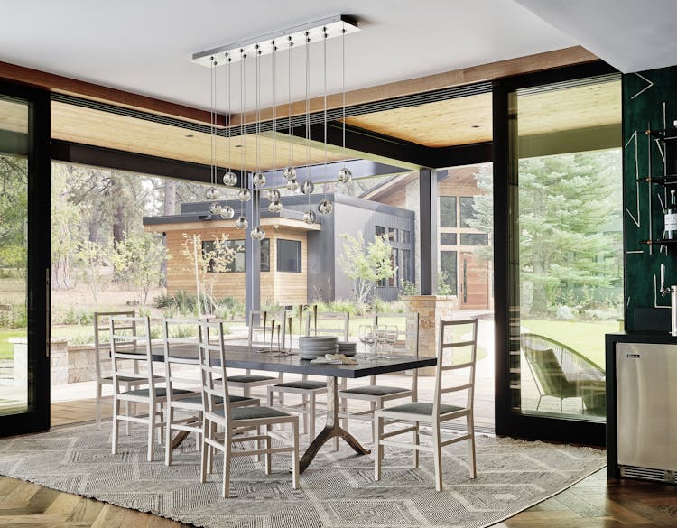 Kristen-Peña-Interiors-Lake-Tahoe-Home-Dining-Room-Table
