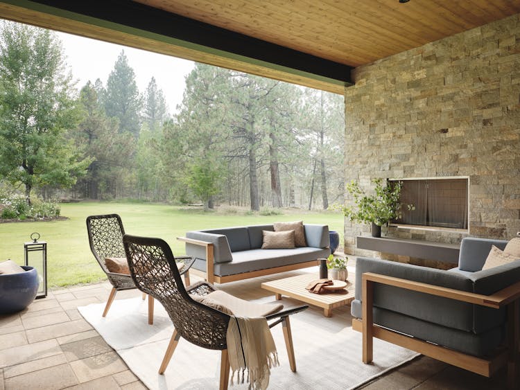Kristen-Peña-Interiors-Lake-Tahoe-Home-Outdoor-Living-Room
