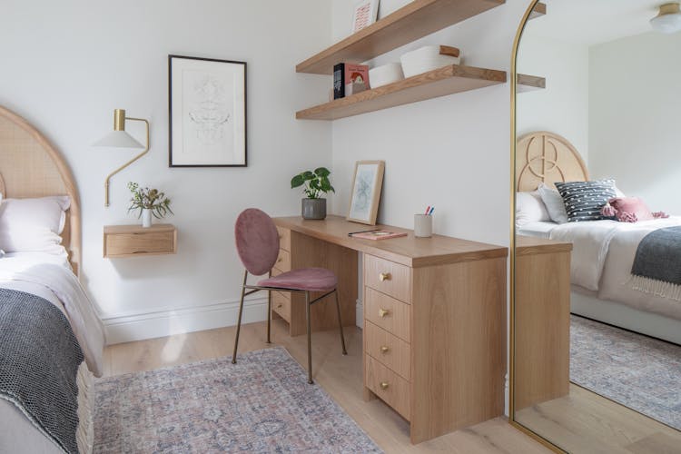 Kristen-Peña-Interiors-27th-Avenue-Home-Girls-Room-Desk