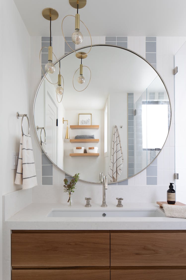 Kristen-Peña-Interiors-27th-Avenue-Home-Kids-Bathroom-Sink