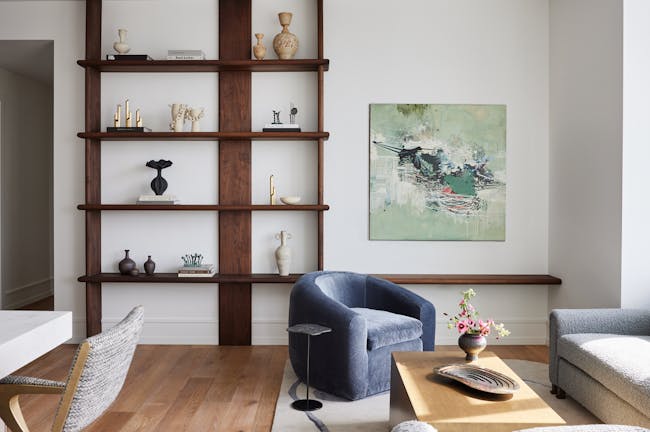 Kristen-Peña-Interiors-San-Francisco-Pied-A-Terre-Living-Room-Bookshelf