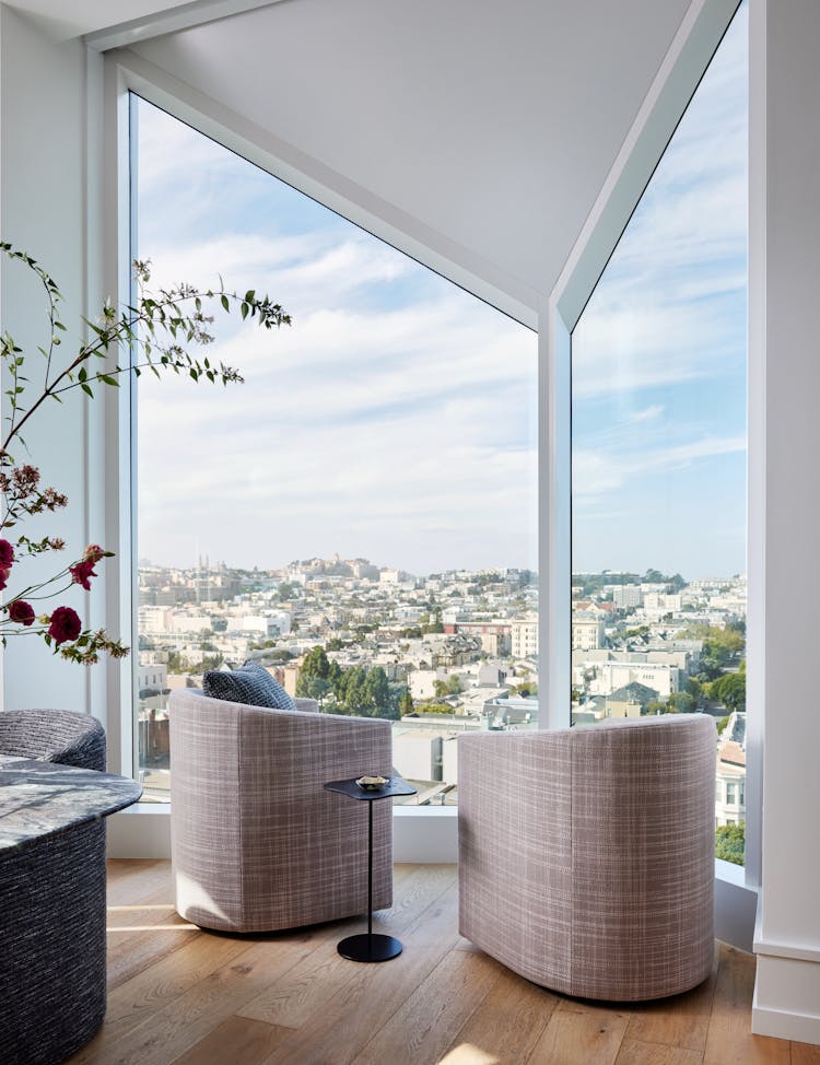 Kristen-Peña-Interiors-San-Francisco-Pied-A-Terre-Living-Room-Window