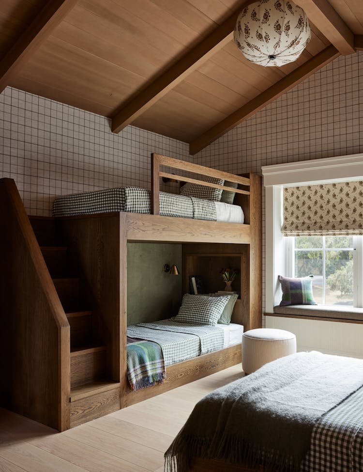 Kristen-Peña-Interiors-Pebble-Beach-Family-Home-Kids-Bedroom-Bunk-Bed