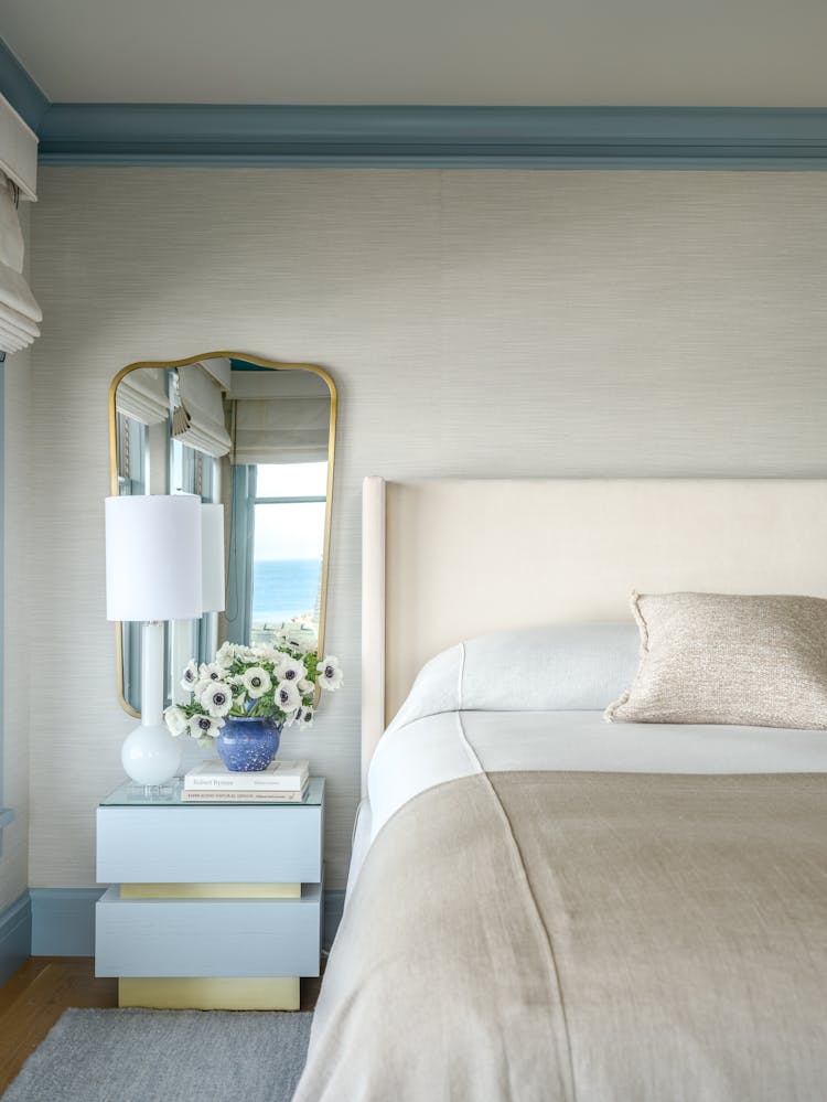 Kristen-Peña-Interiors-Pacific-Grove-Historic-Home-Bedroom-Nightstand