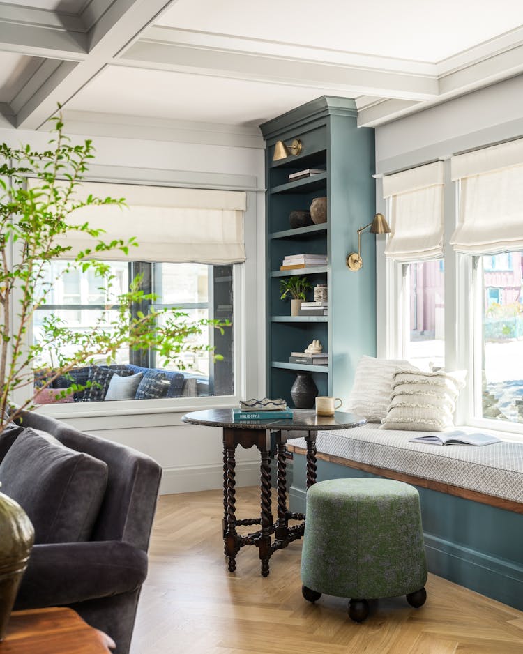 Kristen-Peña-Interiors-Pacific-Grove-Historic-Home-Living-Room-Reading-Nook