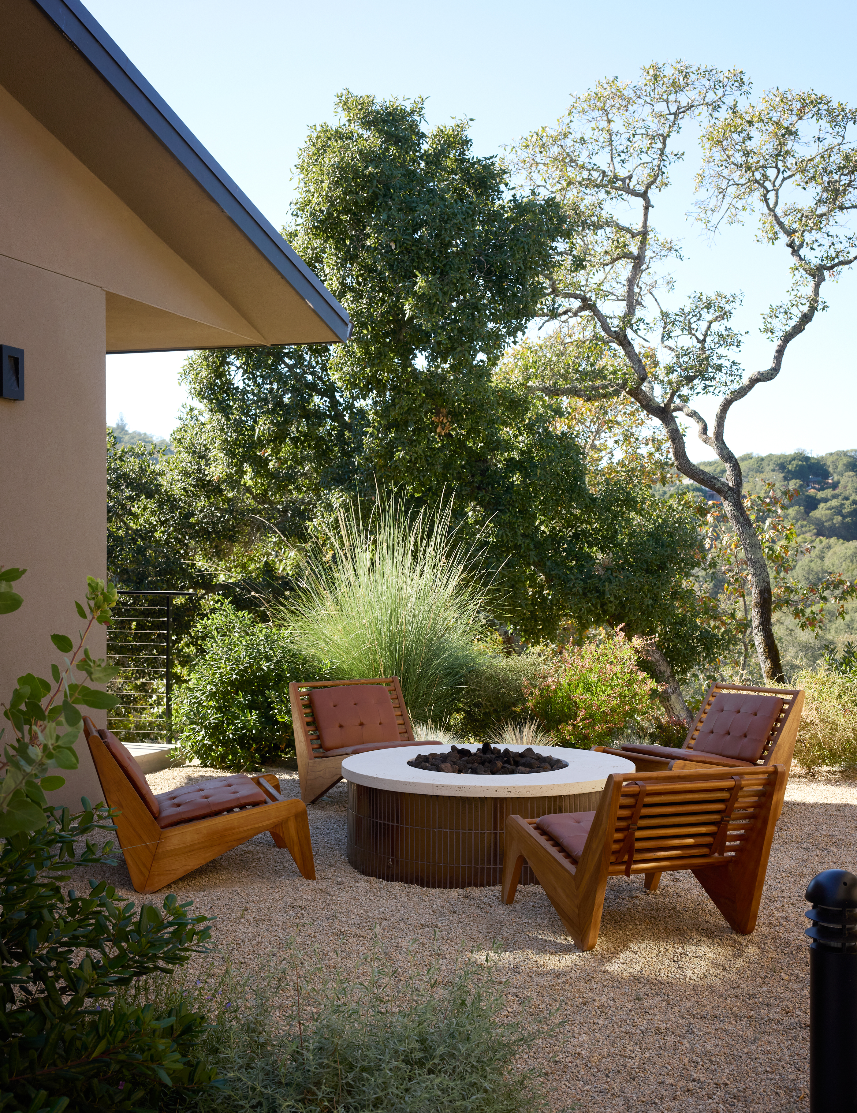 Kristen-Peña-Interiors-Napa Home-Fire Pit