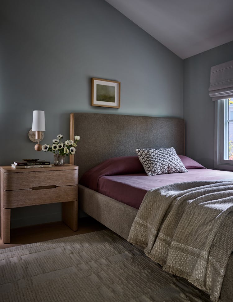 Kristen-Peña-Interiors-15th Ave-Cottage-Bed