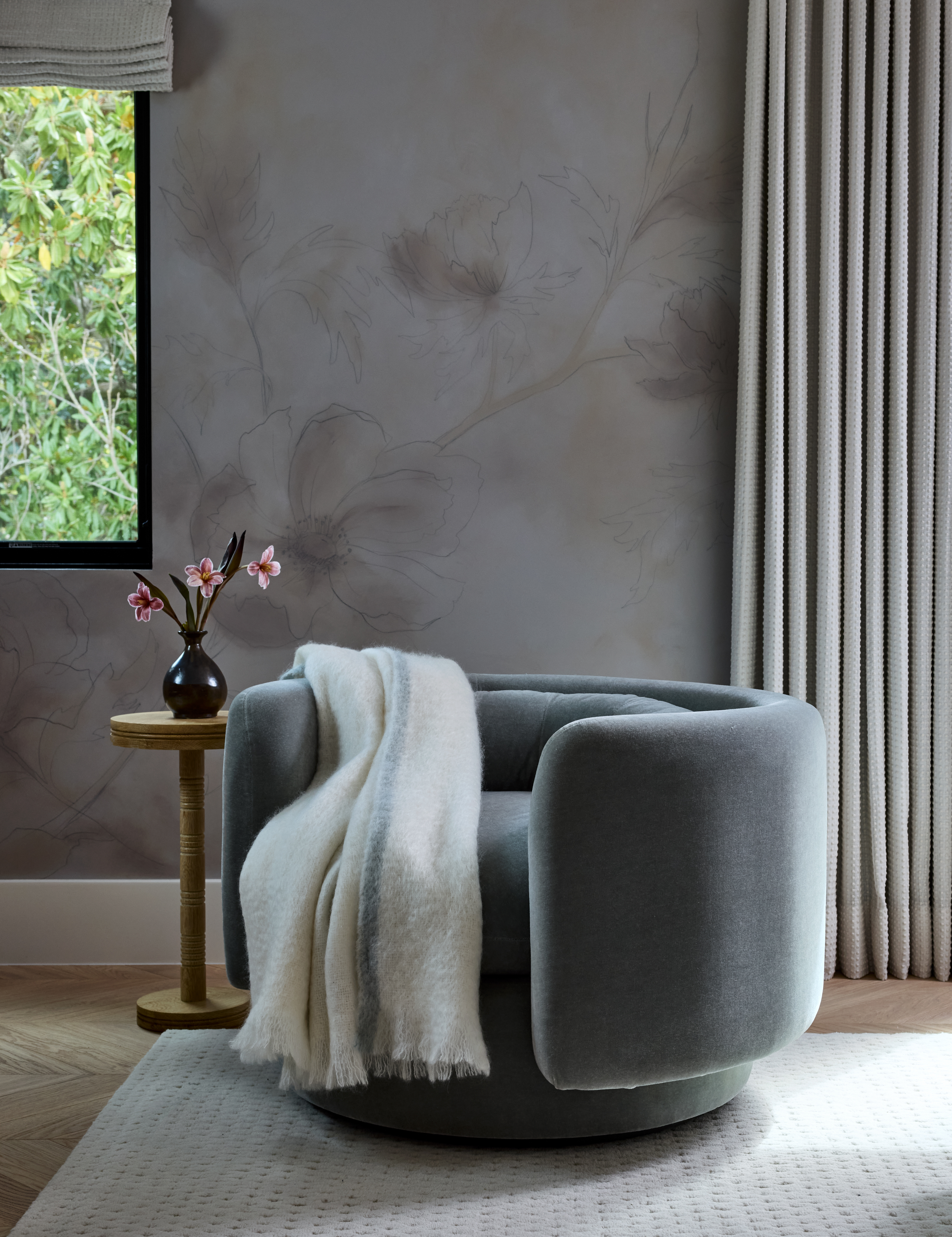 Kristen-Peña-Interiors-Chair