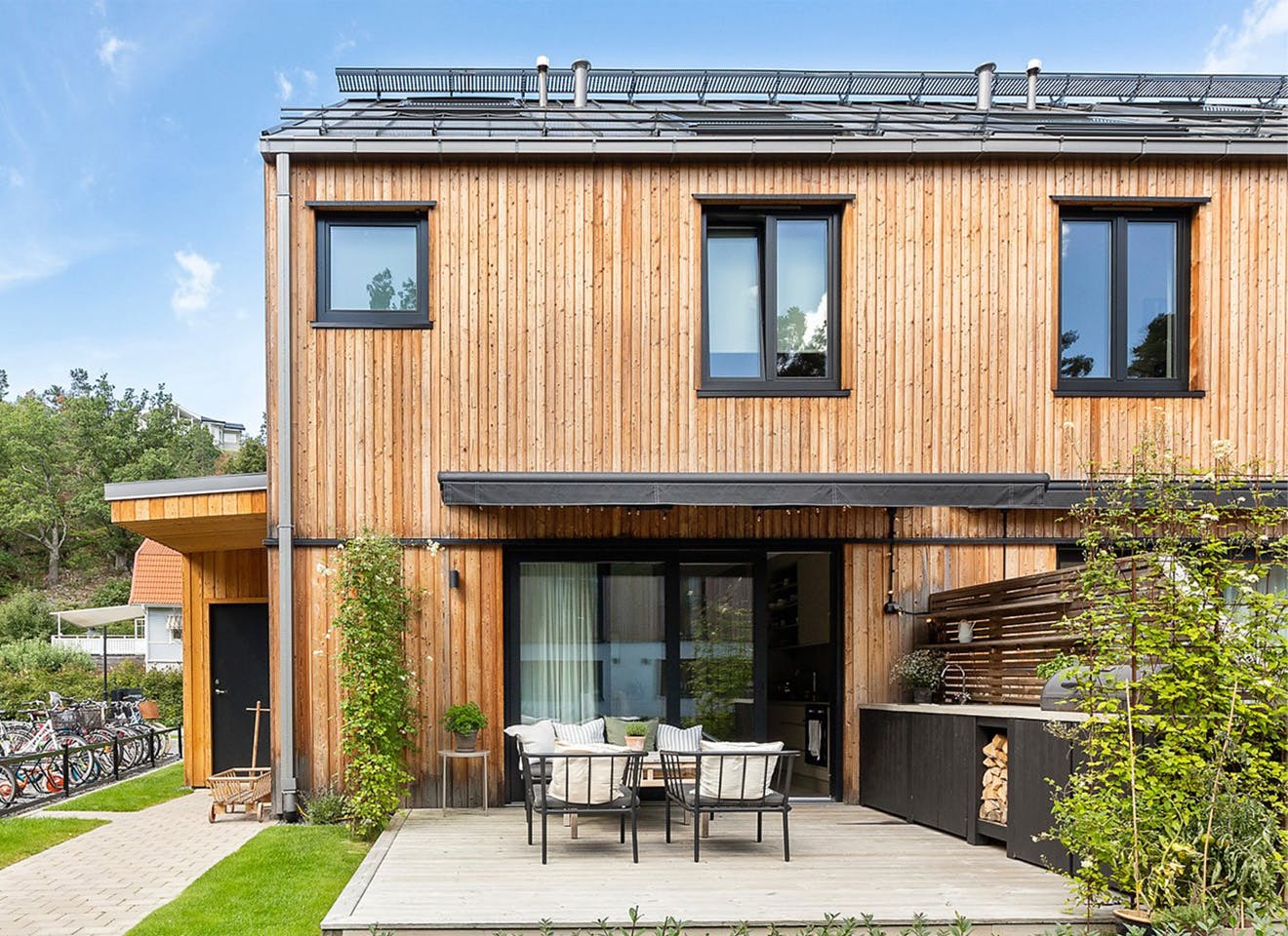 Lampaffaren private residence by Krivaja