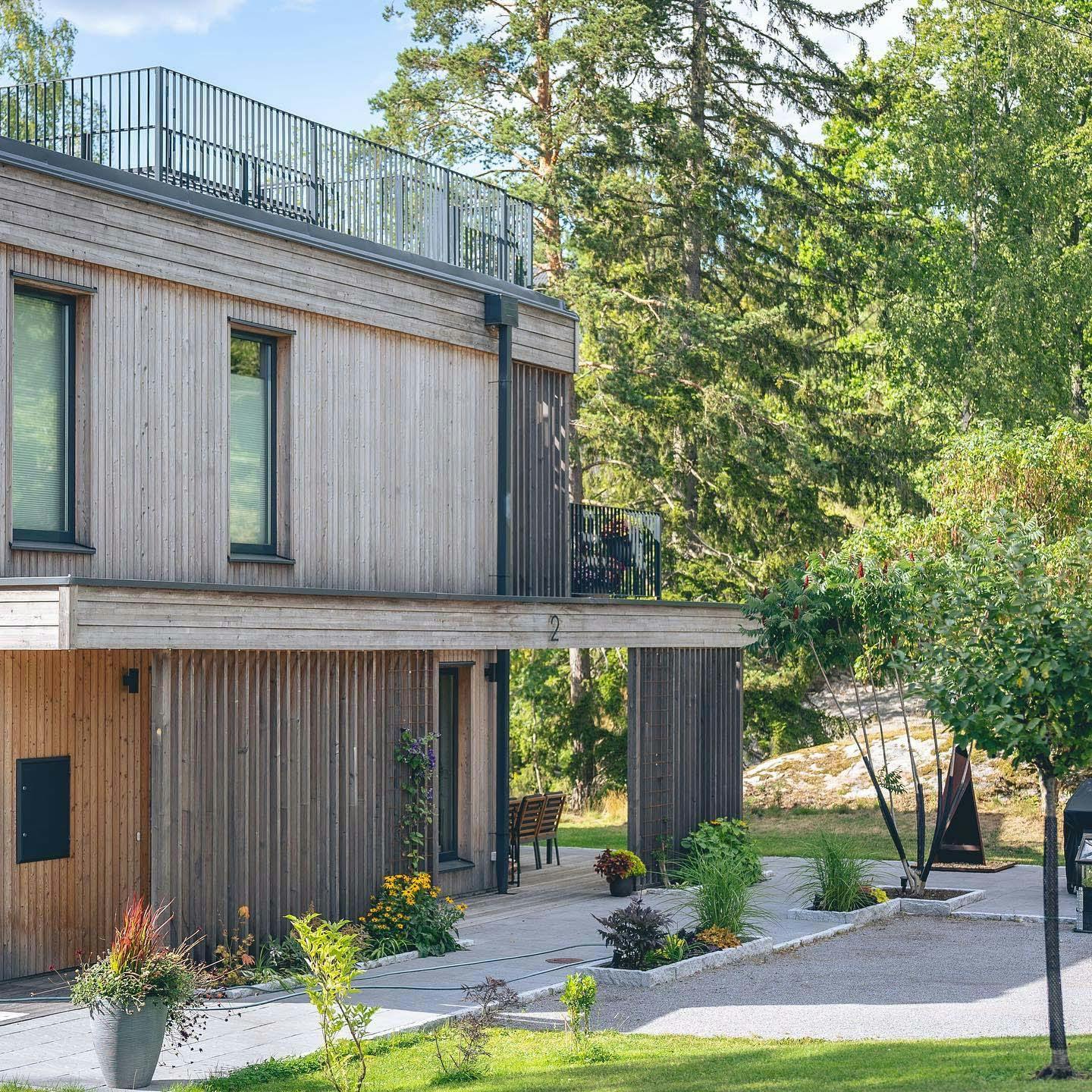 Stromma - back photo