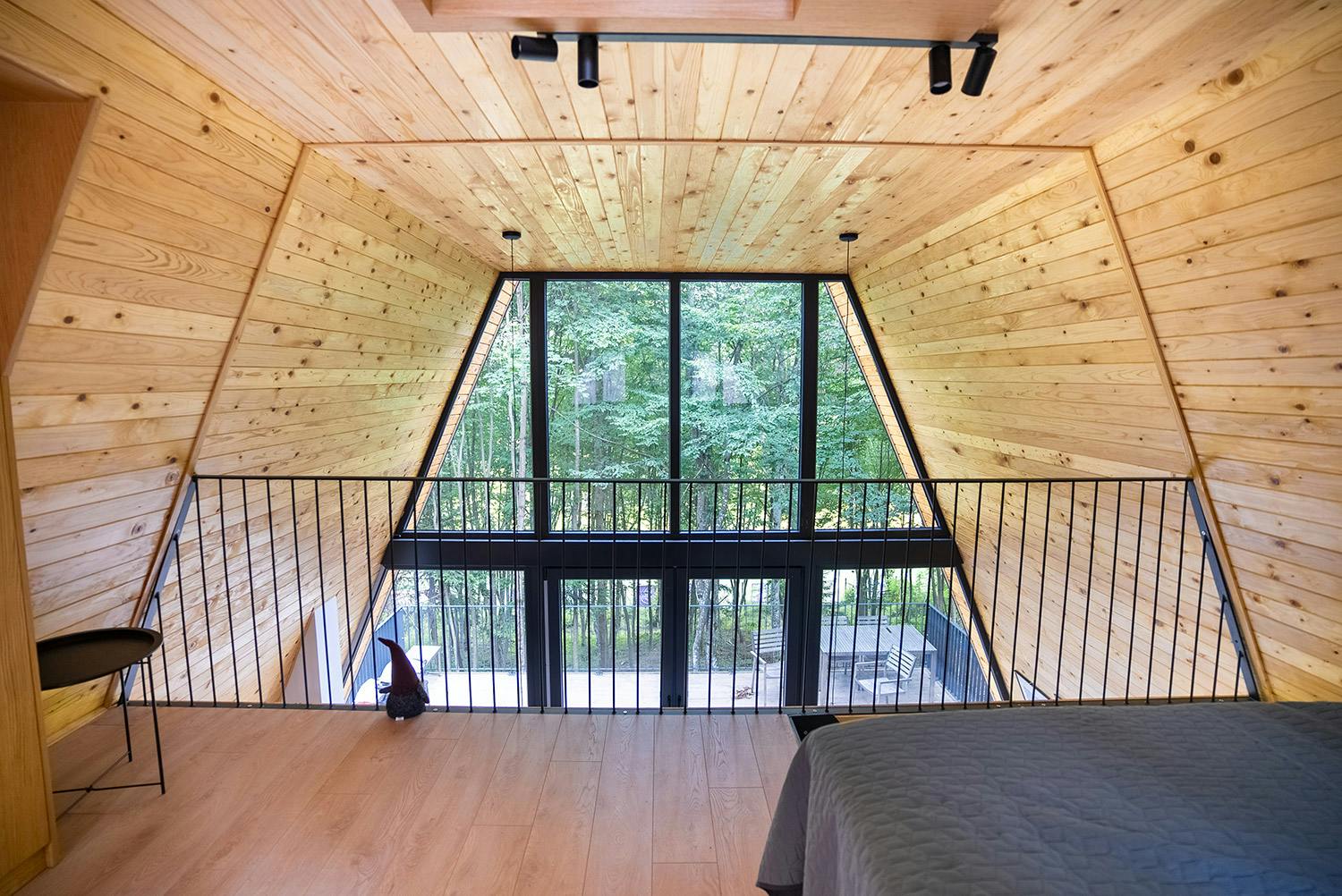 Tajan Cliff View Weekend House