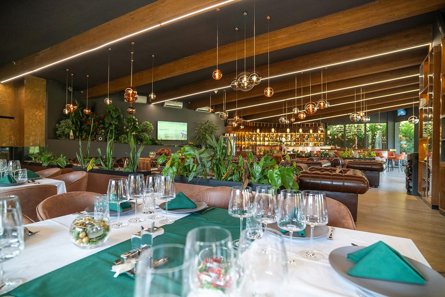 Forest Creek Golf & Lodge Resort - Bar and Restaurant