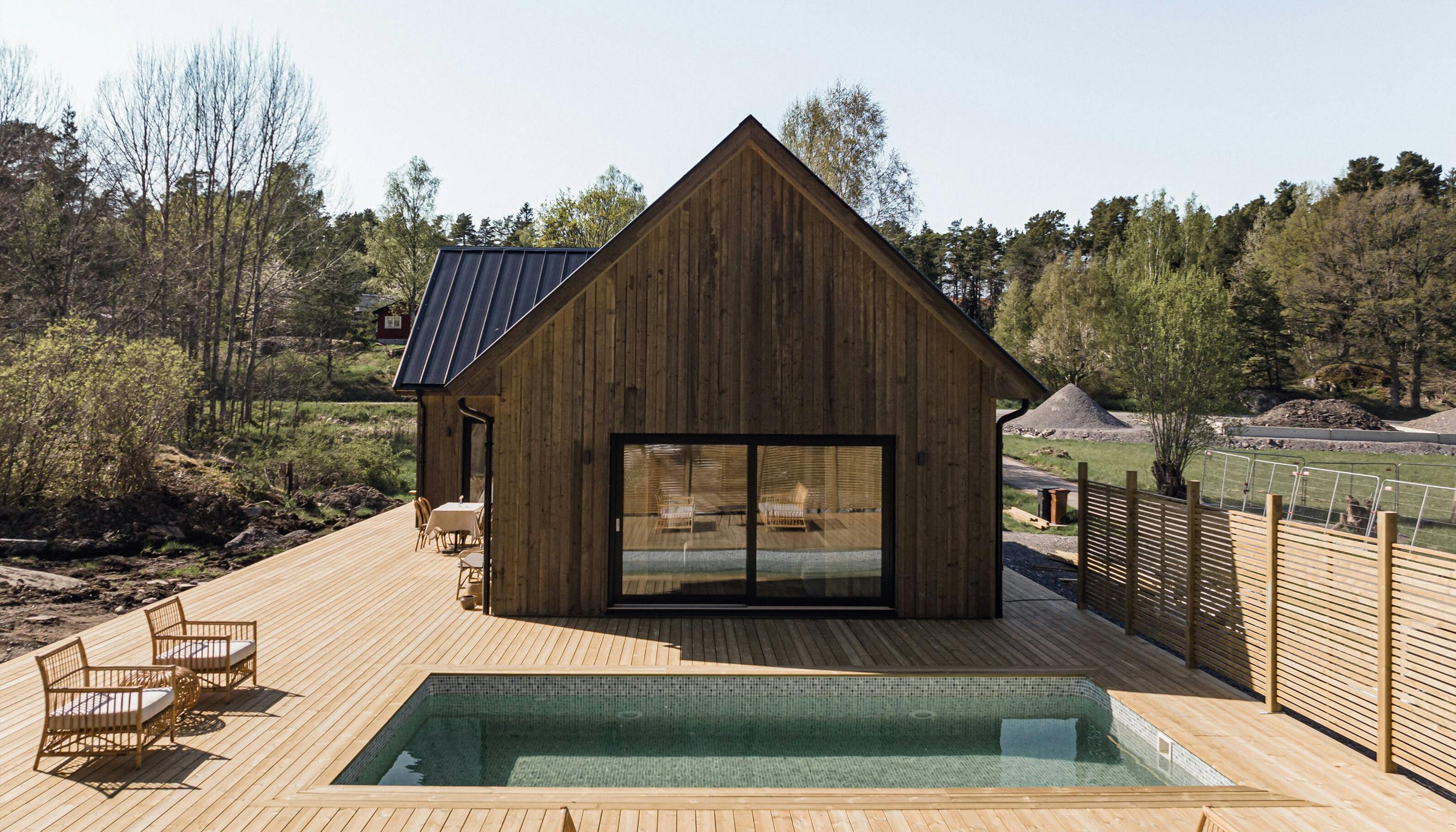 Modern Värmdö home by Krivaja, built with advanced prefabrication methods