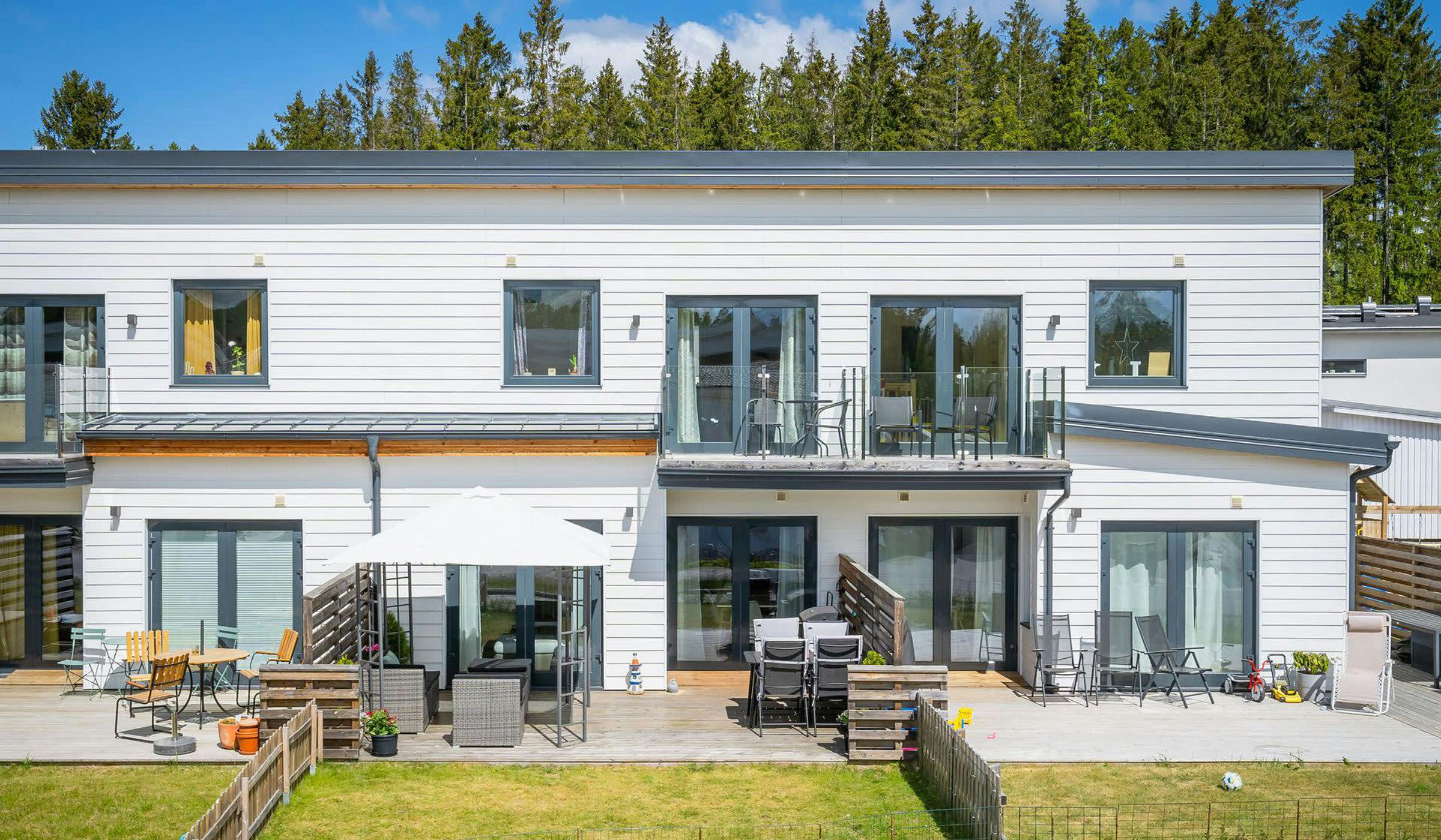 Durable ETERNIT cedral exterior finish by Krivaja
