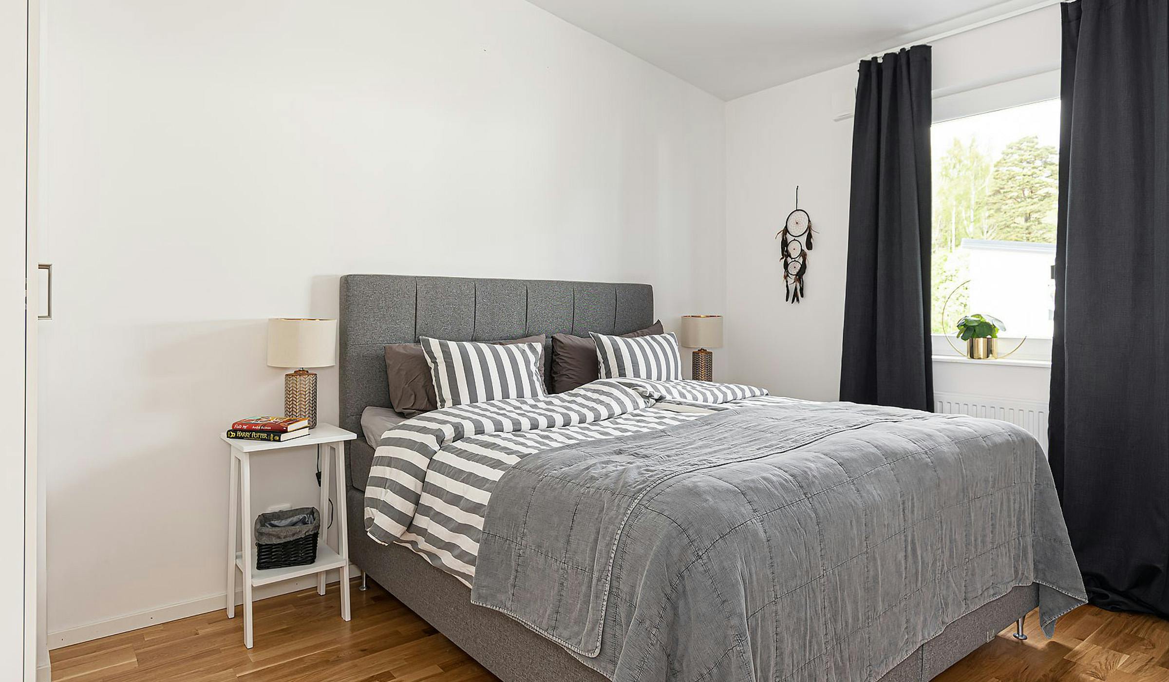 Minimalistic bedroom