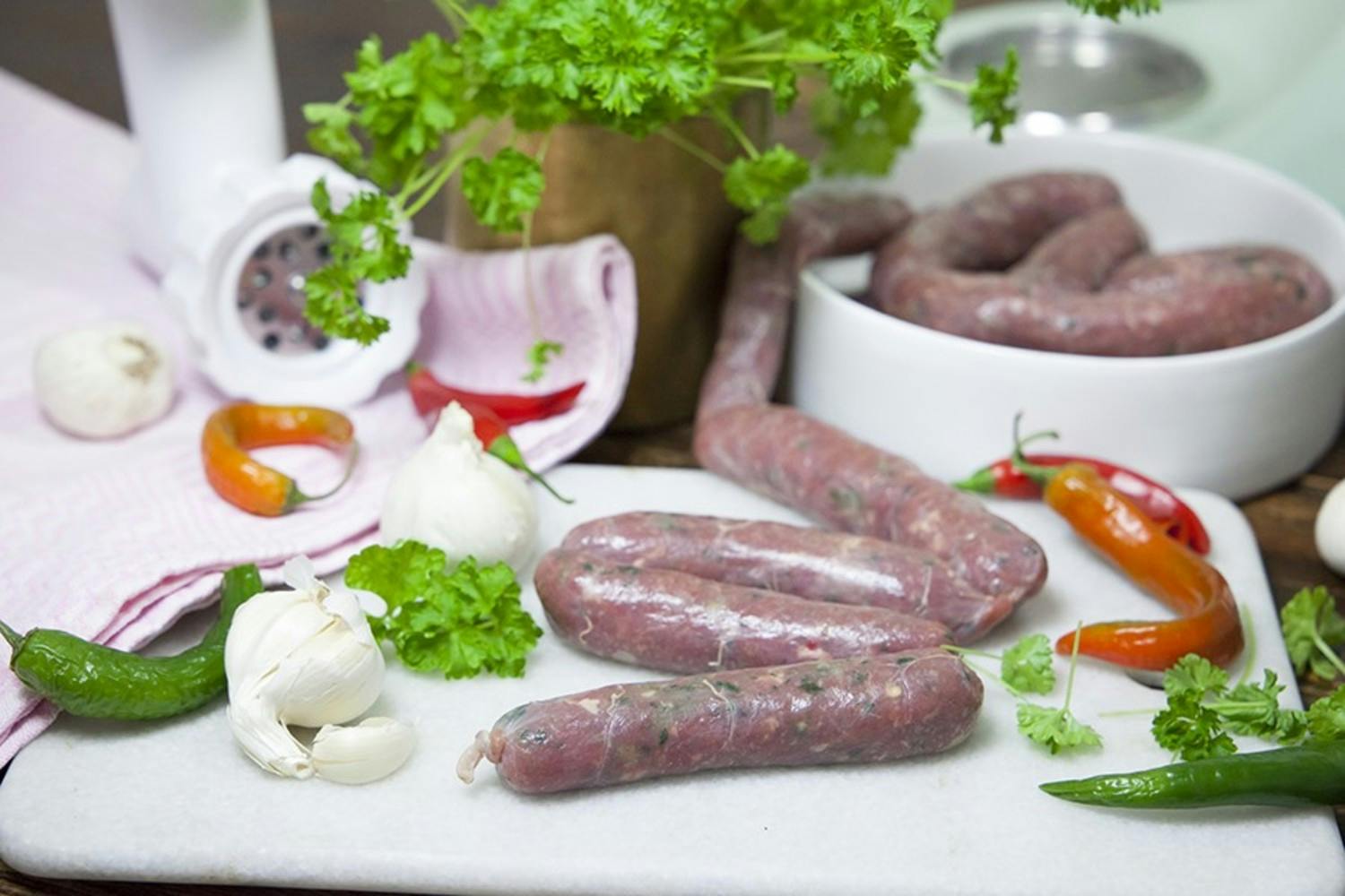 ryste Umoderne Porto Sådan laver du din egen pølse med din KitchenAid | KitchenTime