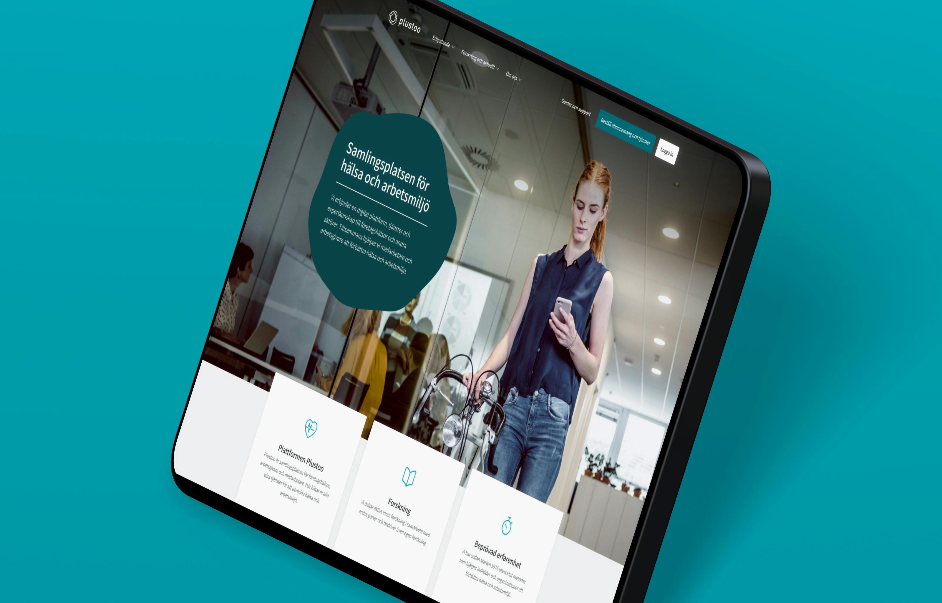 Mockup of a tablet with HPI's website on the screen