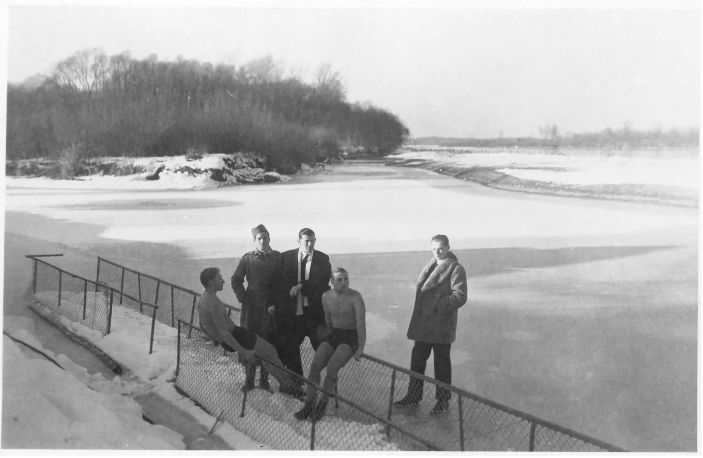 Mario i Valent Morandini na Dravi 1930.