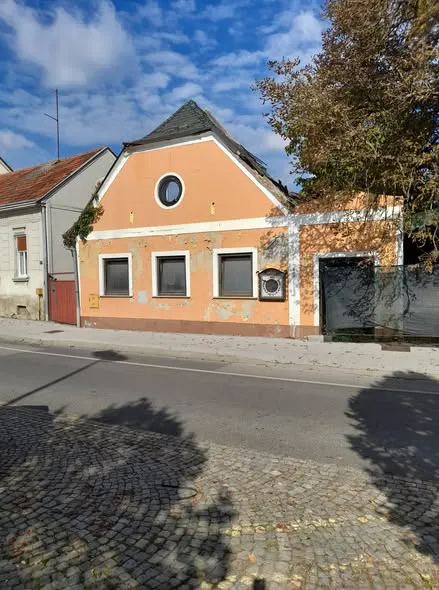 Restoran Bijeli konj (kojeg više nema), snimio Tomislav Ribić 2022. 