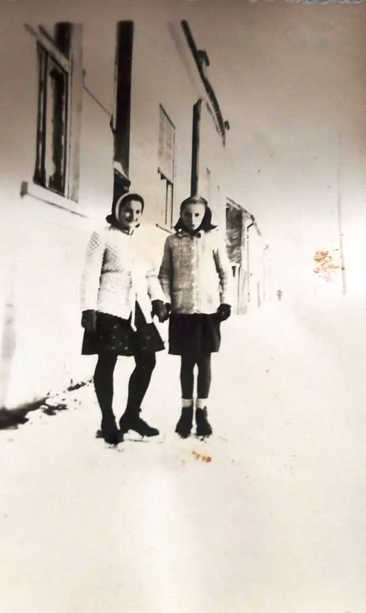 Vera Čulinović i Danica Lužnik u Optujskoj 38c 1945., (iz obiteljskog albuma)
