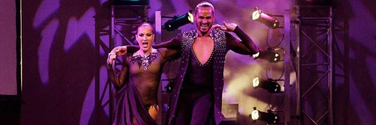 carmen lorente en su show