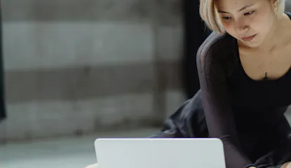 Is it worth offering online classes in 2025?