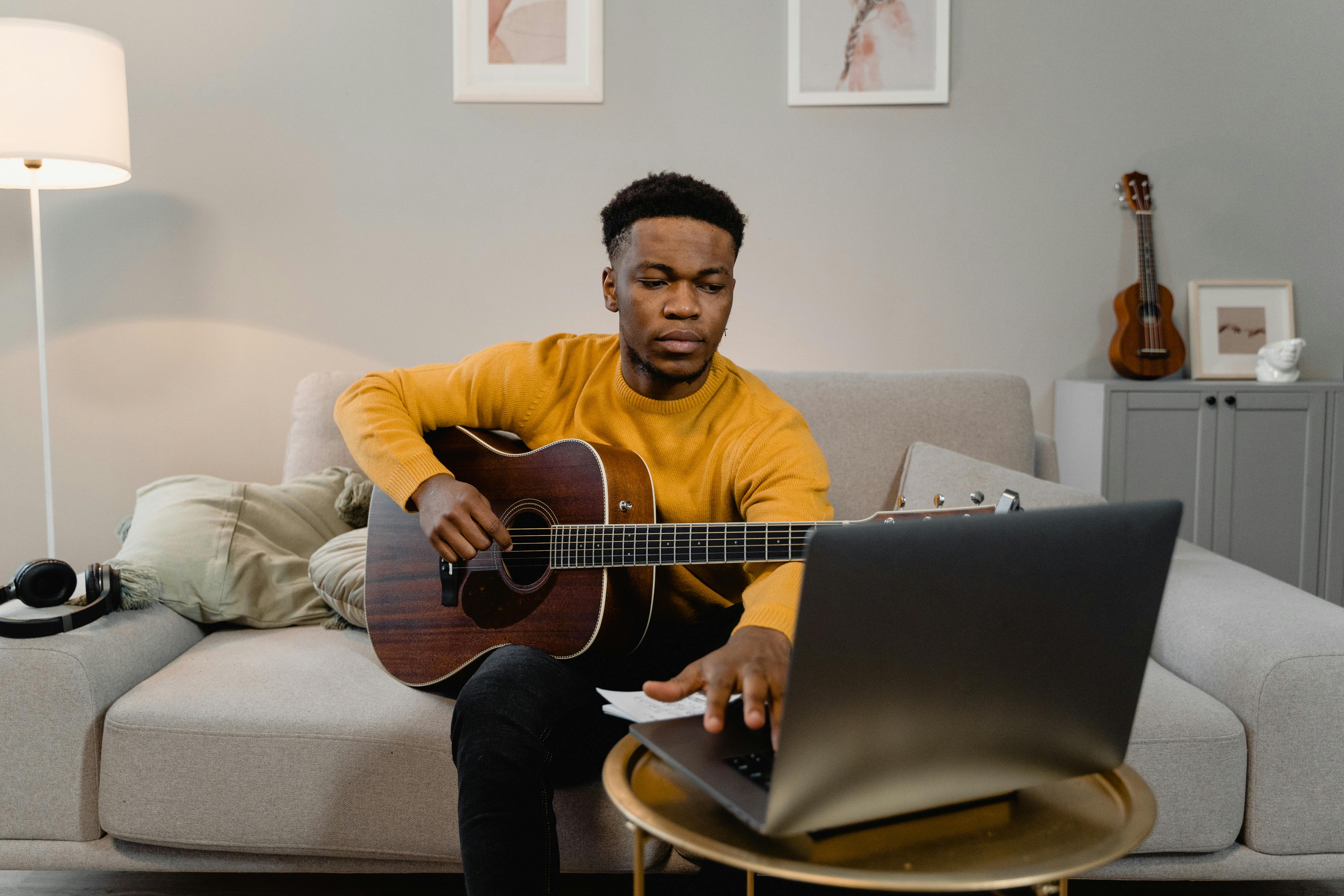 Clases híbridas-alumnos-escuelas de música