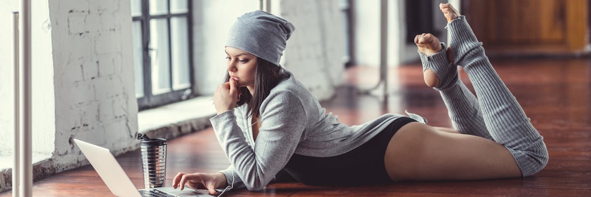 profesora en su estudio de baile